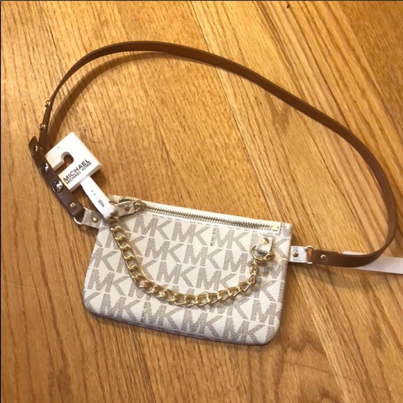 Michael Kors Handbags - Michael kors Fanny pack